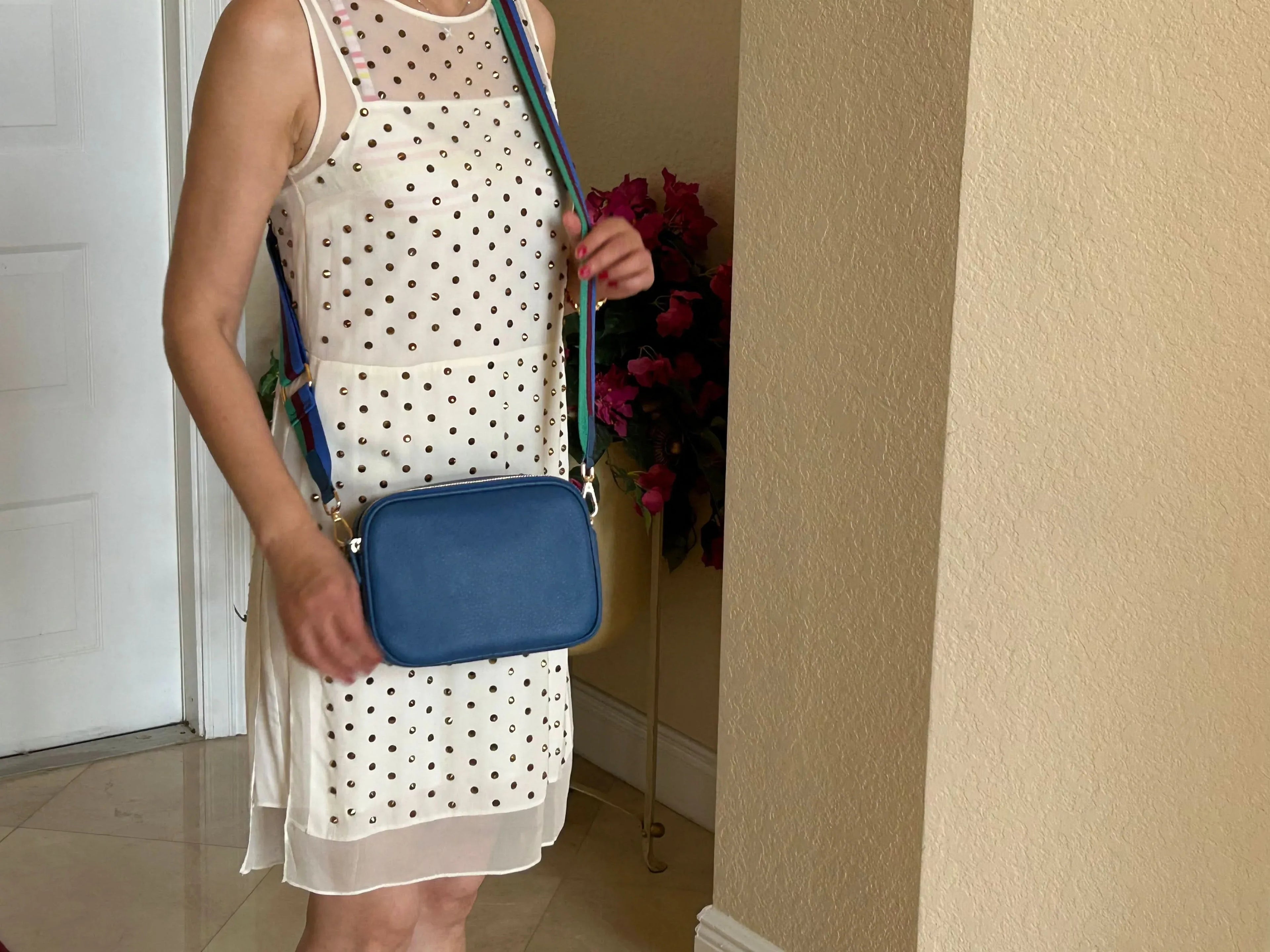 Sophia Full-Grain Leather Crossbody Bag – Double-Zip Travel & Everyday Purse