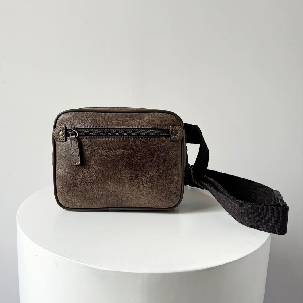 Full-Grain Crazy Horse Leather Waist Bag – Crossbody Travel Waist Pack